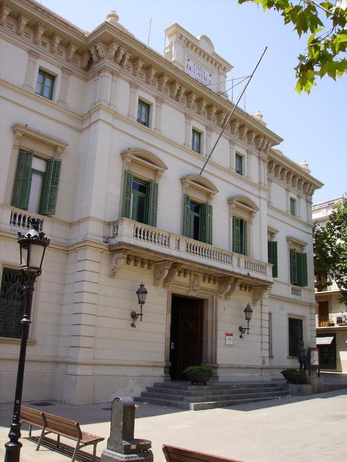 New! Apartment In Sarria Near Metro برشلونة المظهر الخارجي الصورة